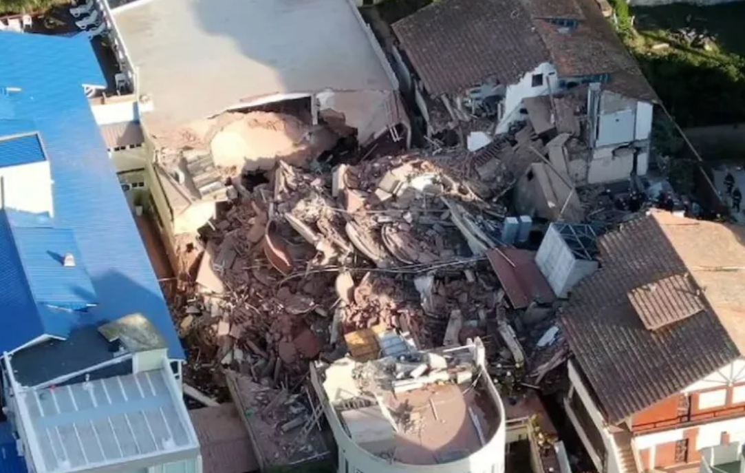 Se derrumba un hotel de 10 plantas en Argentina, hay un muerto y 9 desaparecidos