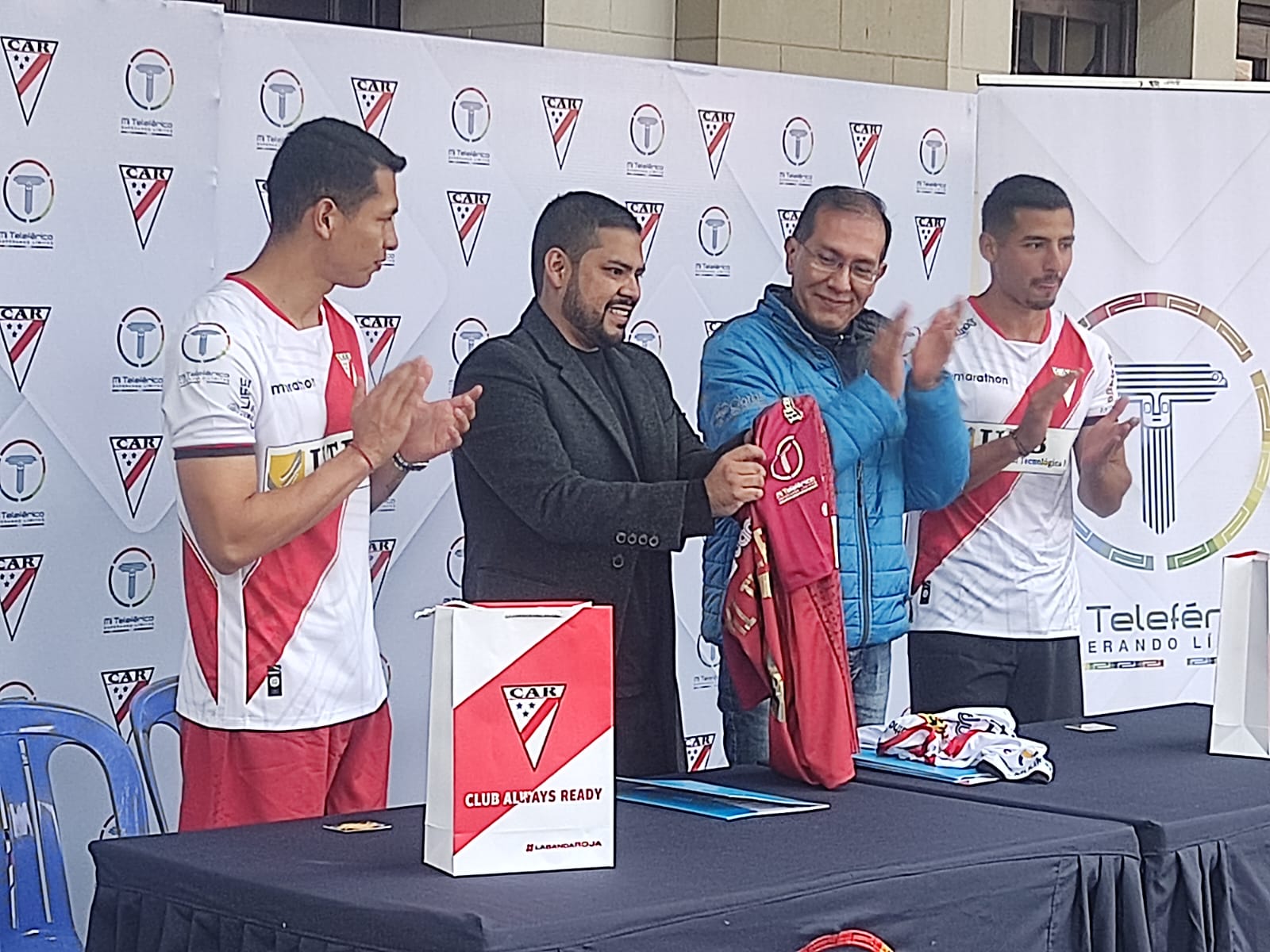 Always Ready y Mi Teleférico unen fuerzas en beneficio de los hinchas