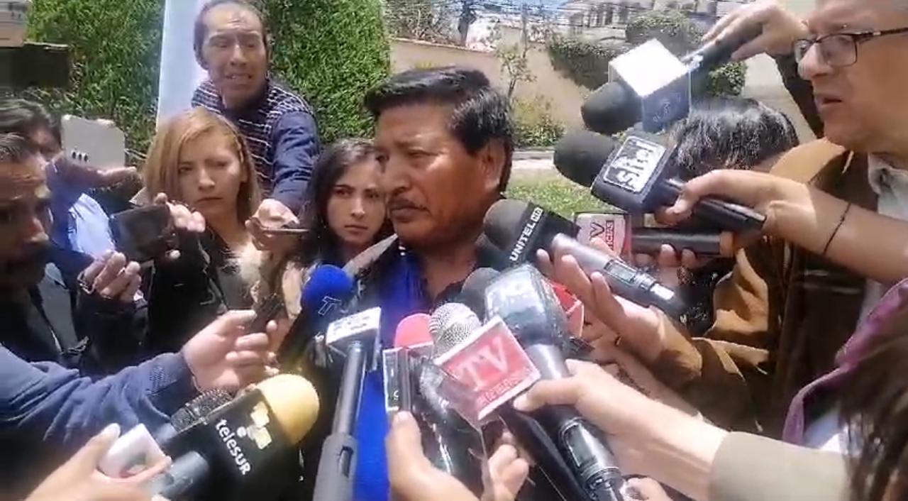 El vicepresidente del MAS de ala “evista” se retiró de la cumbre del TSE y afirmó que respaldarán las elecciones judiciales.