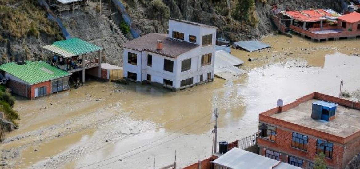 Mazamorra en Bajo Llojeta: Aprehenden a dos subalcaldes por el desastre que dejó una niña fallecida