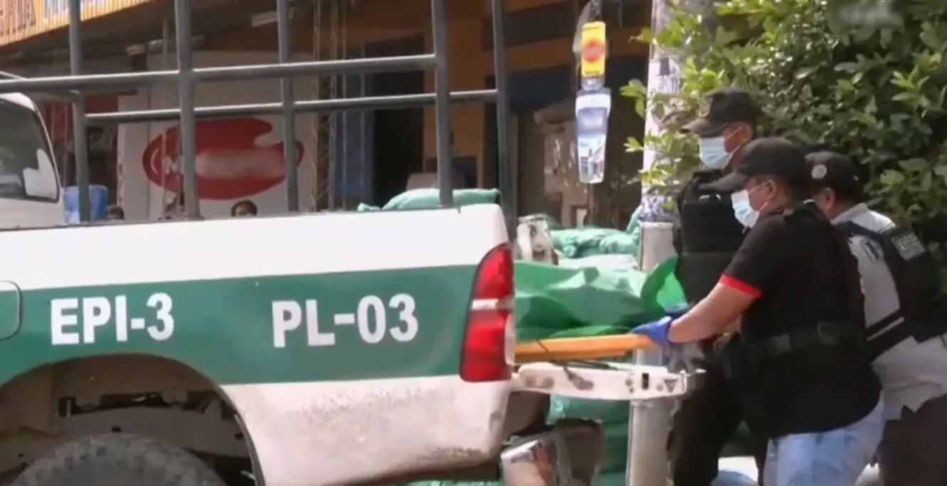 Hallan un Cuerpo sin Vida Entre Basura en el Plan 3.000 de Santa Cruz