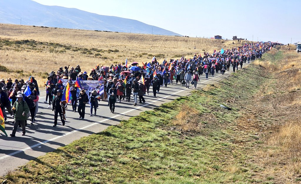 Movilización ‘Evista’ Avanza en El Alto y Se Dirige a Plaza Murillo