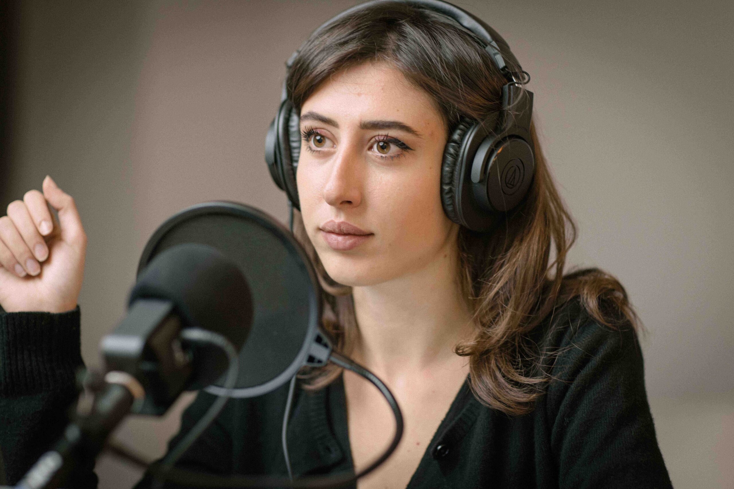 Irán libera a Cecilia Sala: la periodista italiana ya vuela de regreso a su país