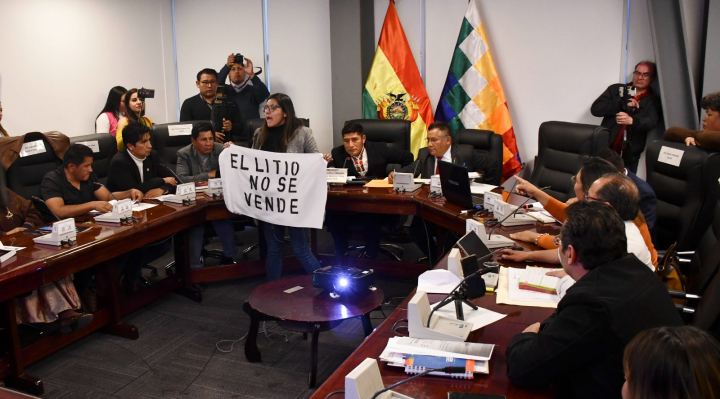 Diputados deciden no sesionar en Potosí sobre contrato de litio y se desata tensión en comisión