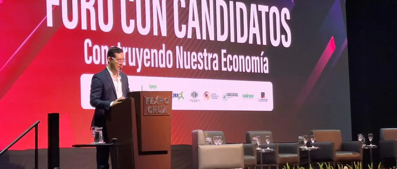 Cuatro alianzas políticas debaten propuestas para jóvenes y exportadores en foro “Construyendo nuestra economía”