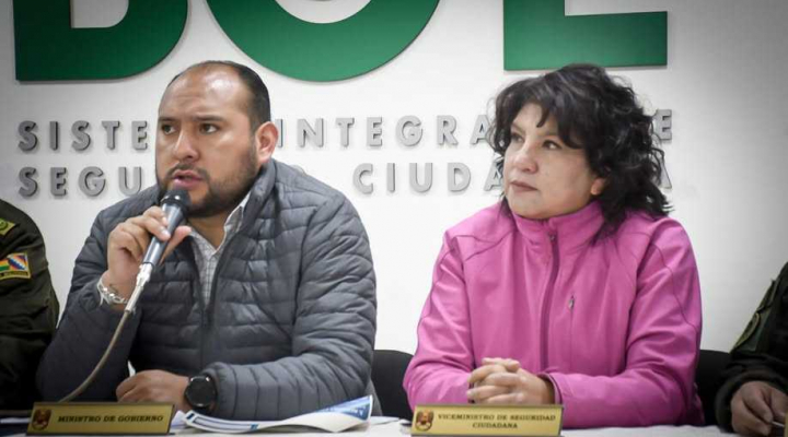 Gobierno desmiente llegada masiva de venezolanos: participaron solo en actos del Bicentenario y ya retornaron