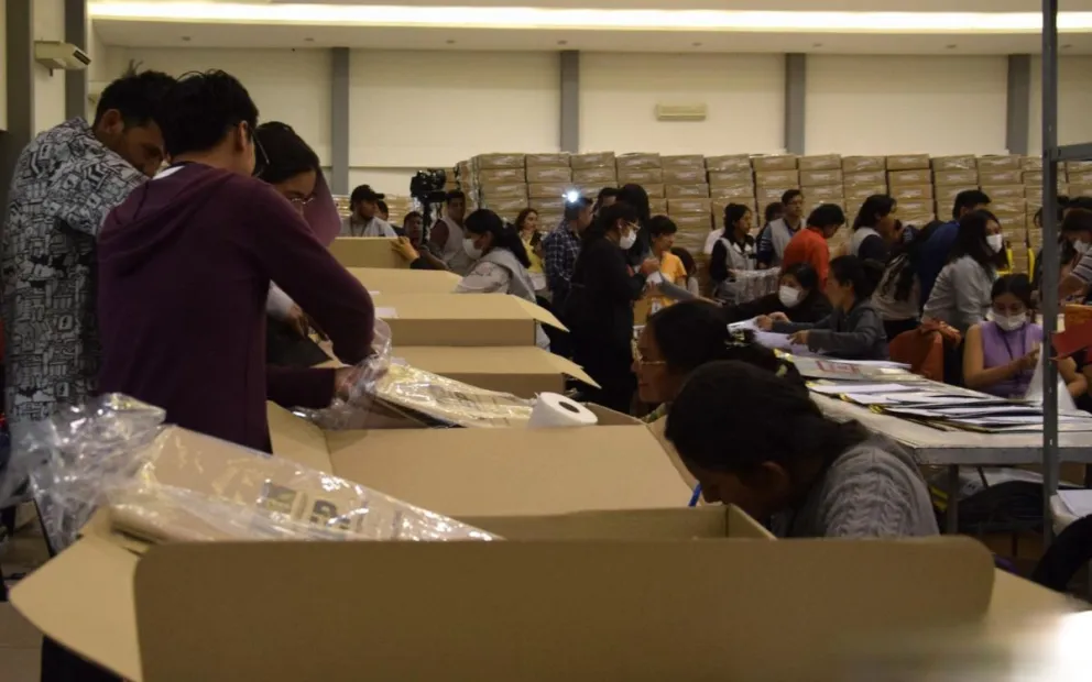 Vocal del TSE denuncia obstrucciones de delegados afines a Evo Morales que retrasan conteo electoral en Cochabamba