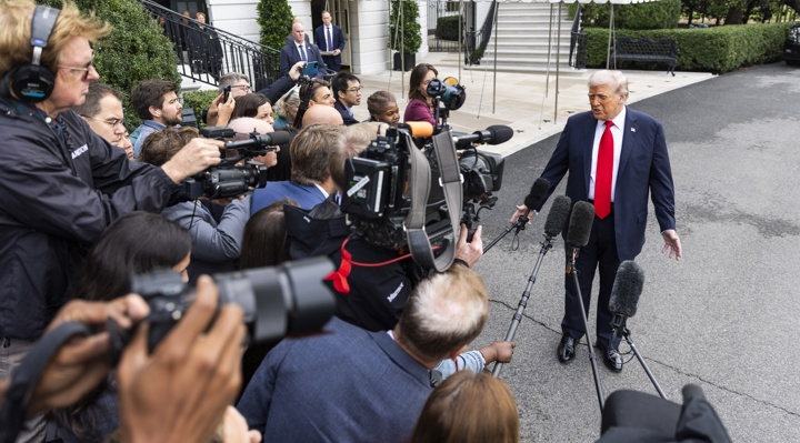 Trump revela que EE.UU. atacó una tercera embarcación con droga en el Caribe y lanza nuevas advertencias a Venezuela