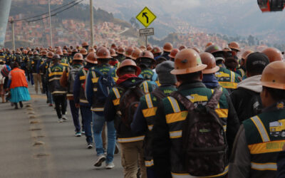 Cooperativistas marchan en La Paz y presentan agenda nacional de demandas al Gobierno