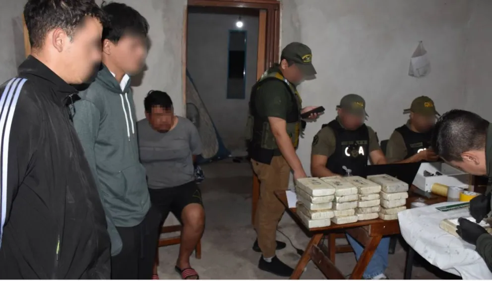 Argentina desmantela red narco vinculada a exmiss boliviana y decomisa casi 50 kilos de cocaína