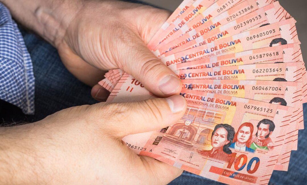 Gobierno aprueba incremento salarial del 5% para trabajadores de Entel, Ende, la Gestora y mineras estatales