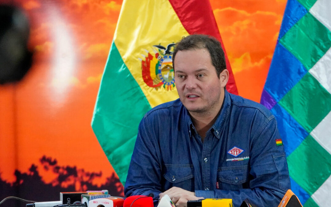 Fiscalía emite orden de aprehensión contra el presidente de YPFB, Armin Dorgathen