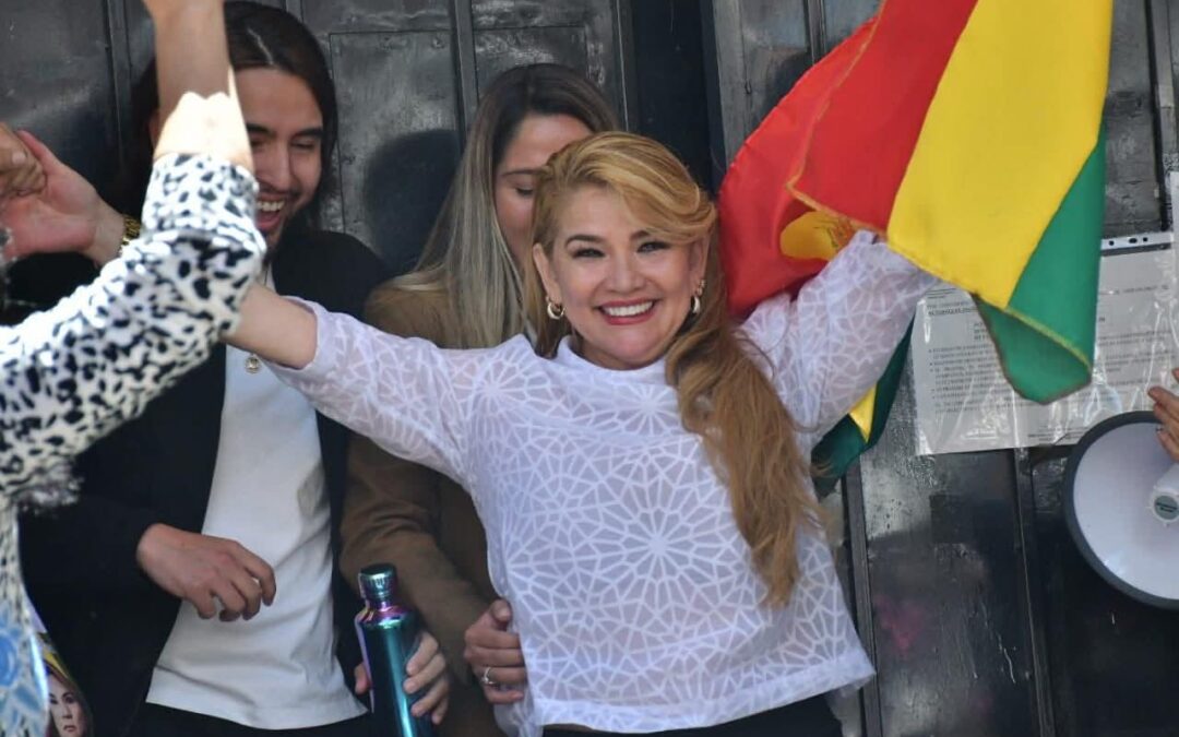 Jeanine Áñez recupera su libertad tras casi cinco años de prisión: “Se tuvo que ir el monstruo para que yo pueda volver a la vida”