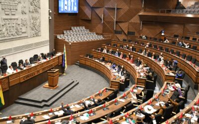 Diputados suspenden sesión prevista para debatir la ley de elección de vocales electorales
