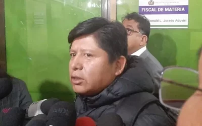 Juan Carlos Huarachi se presenta ante la Fiscalía y niega acusaciones: “El que nada tiene, nada teme”