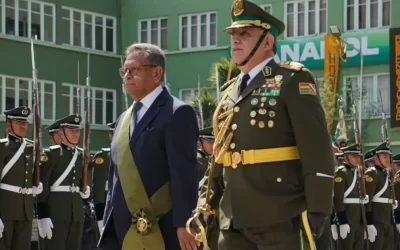 Nuevo ministro de Gobierno anuncia “guerra” al narcotráfico y promete reconstruir la institucionalidad policial