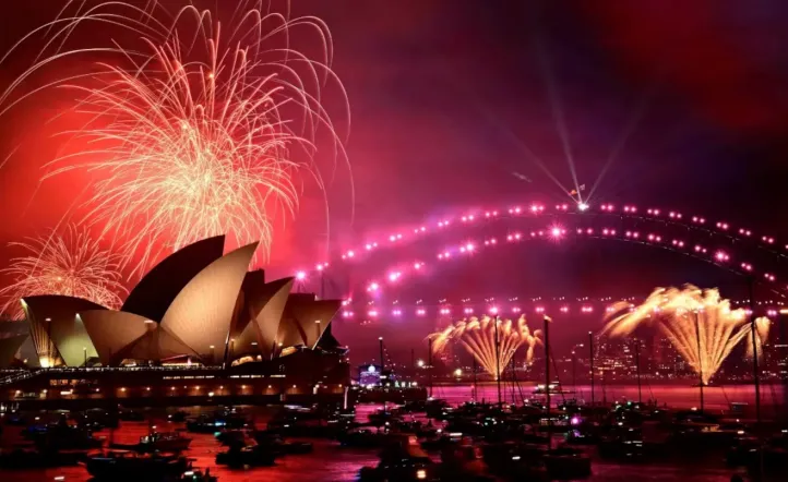 Australia y Nueva Zelanda reciben el 2026 con deslumbrantes espectáculos de fuegos artificiales
