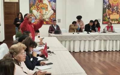 Gobierno ratifica diálogo con todos los sectores y denuncia traslado de personas desde el Chapare para bloqueos