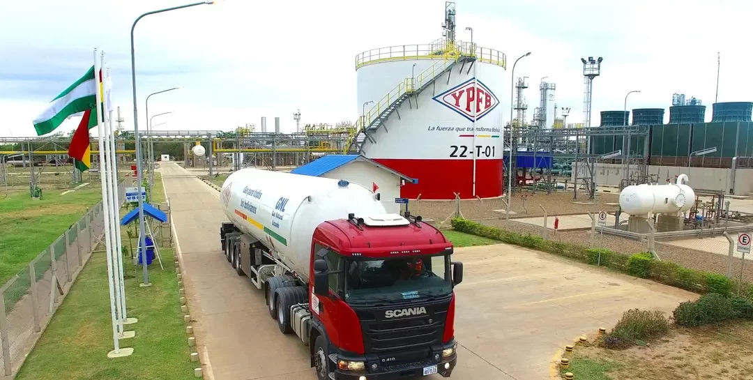 YPFB despide a 360 funcionarios tras reestructuración por casos Botrading y gasolina