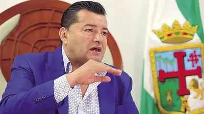Juez fija fianza de Bs 100.000 y control judicial para el alcalde Jhonny Fernández por el caso Mutualista