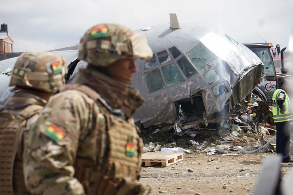 Envían a la cárcel a 19 personas por el robo de dinero del avión Hércules accidentado en El Alto