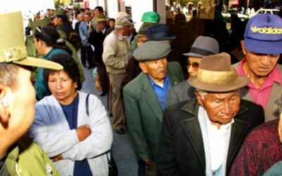Rodrigo Paz decreta aumento del 18,12% para jubilados del Senasir en Bolivia