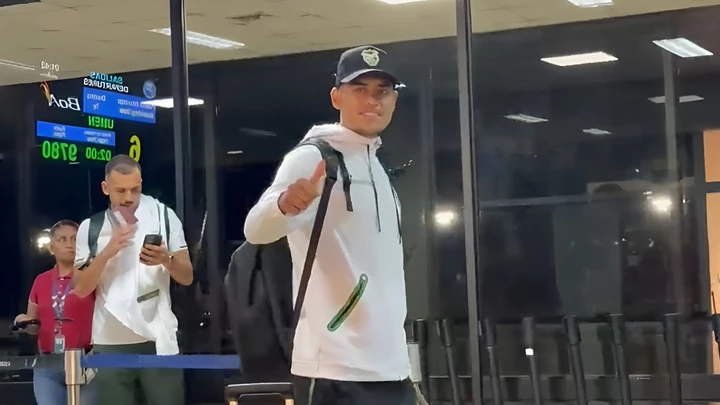 La selección boliviana ya viaja a México para el repechaje mundialista ante Surinam