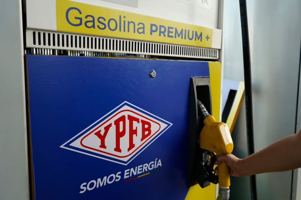 Escasez de gasolina Premium Plus y diésel Oil Plus afecta al eje central, reporta Asosur