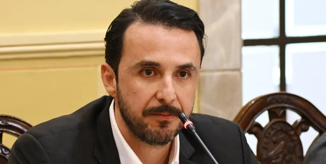 Velasco ve viable implementar el modelo 50/50 tras diálogo con el presidente Rodrigo Paz en La Paz