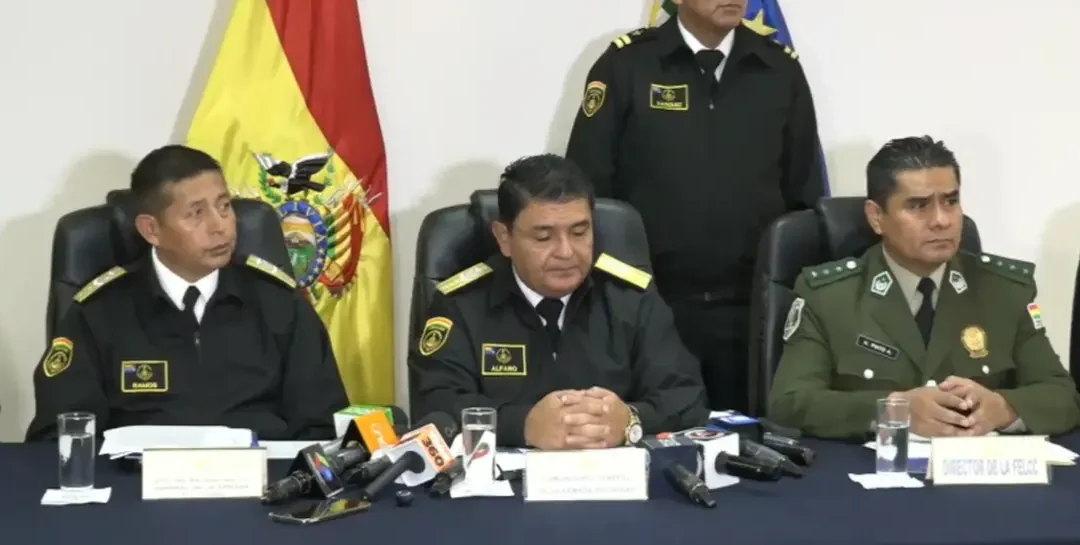Armada recupera armas robadas en Chua Cocani y aprehende a seis implicados, incluido un marino
