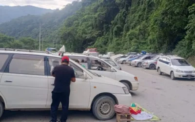 Bloqueo en Caranavi: transportistas exigen mejor combustible y mantenimiento de carreteras en el norte paceño