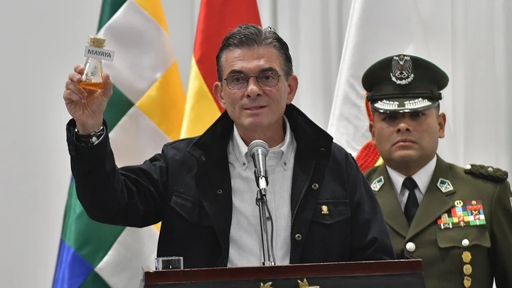 Paz apunta al “narcoterrorismo” y advierte que sus responsables tienen los días contados tras promulgar ley de estados de excepción
