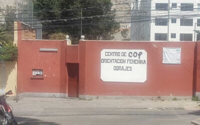 Envían a prisión preventiva a hija acusada de matar a su padre y a su madre por presunta complicidad en La Paz