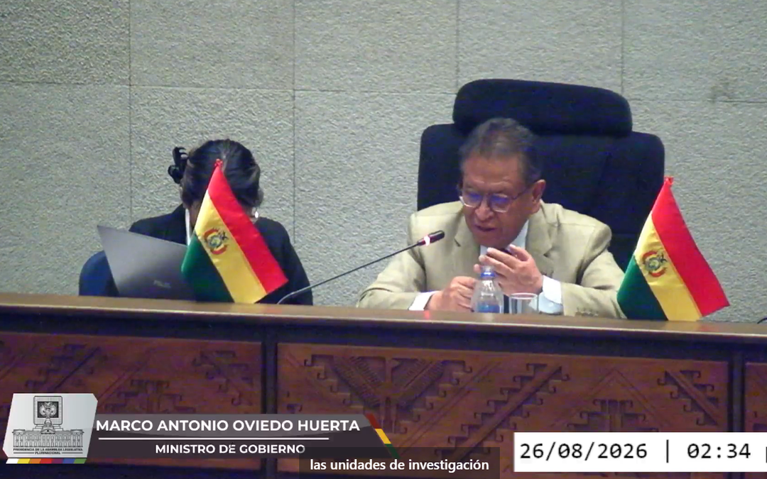 Oviedo cuestiona caso de “narcomaderas”: Bolivia no recibió muestras para verificar presencia de droga